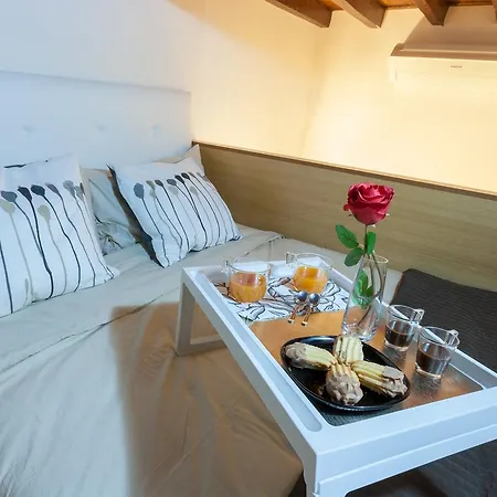 Aurora Apartment *